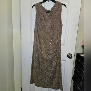 Women's Dress 16